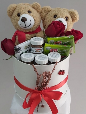 Romantik Gül Çikolata Ayıcık Kutusu